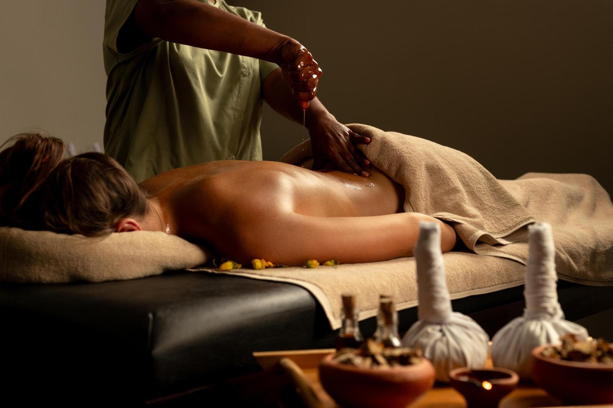 Ayugiri Ayurveda Wellness Resort Sigiriya Exteriör bild