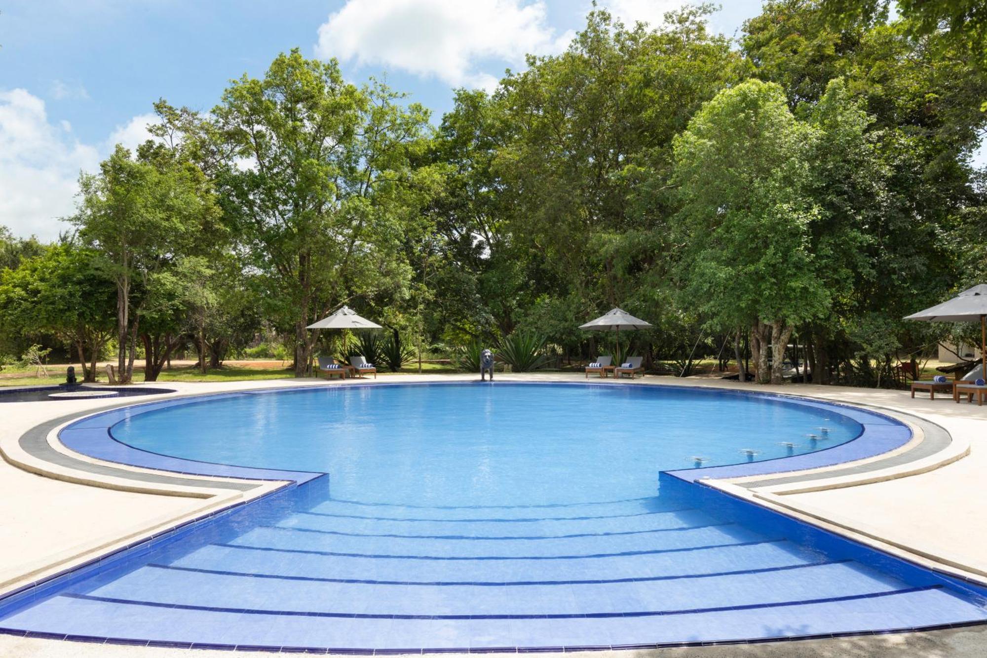 Ayugiri Ayurveda Wellness Resort Sigiriya Exteriör bild