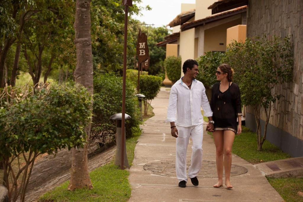 The Elephant Corridor Hotel Sigiriya Exteriör bild